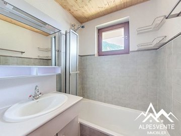 arlnwjkjo887e3at9