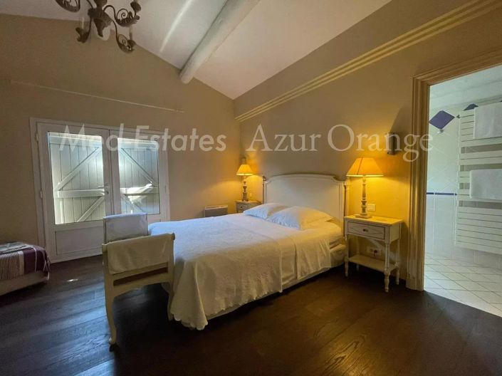 Image No.11-4 Bed House for sale