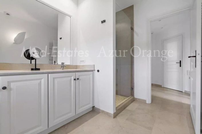 Image No.16-Maison de 5 chambres à vendre à Sainte-Maxime