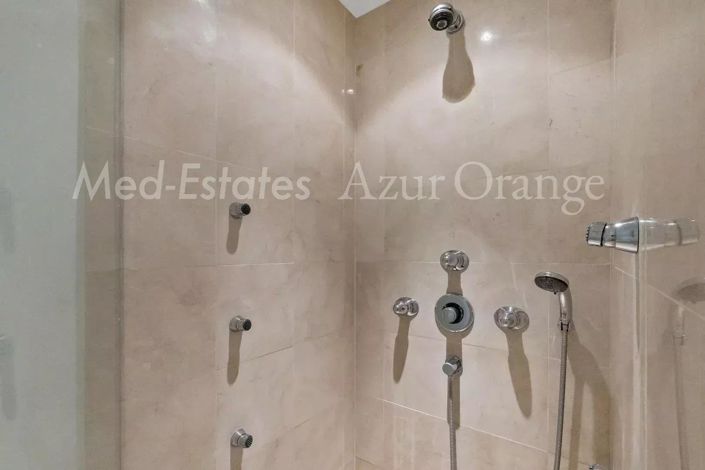 Image No.23-Maison de 5 chambres à vendre à Sainte-Maxime