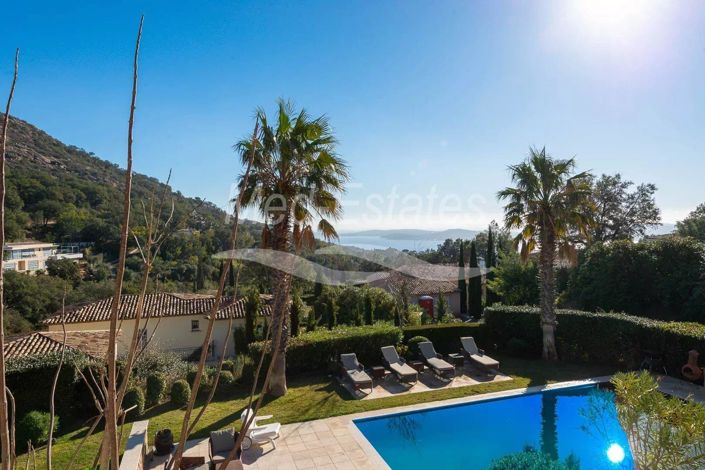 Image No.17-4 Bed House for sale