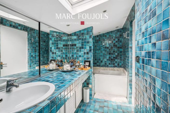 Image No.11-2 Bed House for sale