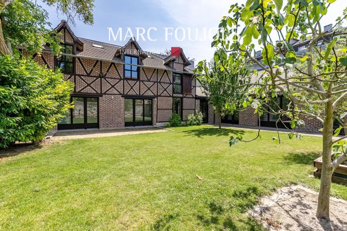 Image No.14-10 Bed House for sale