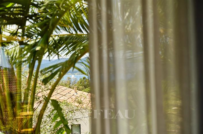 Image No.16-4 Bed House for sale