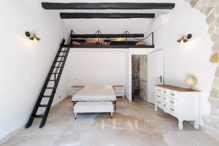 Image No.13-4 Bed House for sale