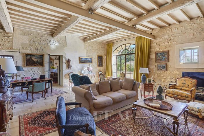 Image No.9-5 Bed House for sale