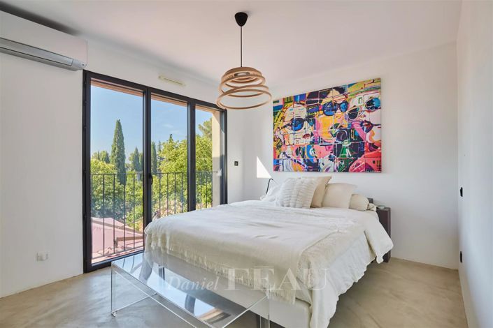 Image No.12-4 Bed House for sale