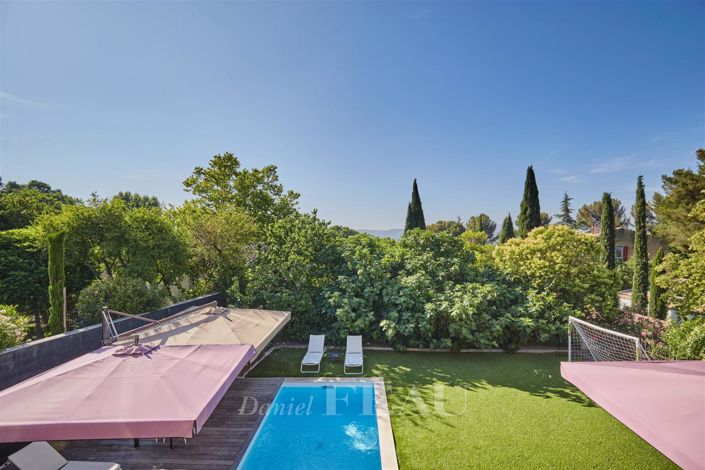 Image No.14-4 Bed House for sale