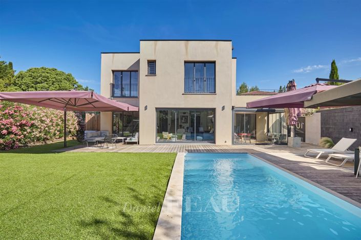 Image No.5-4 Bed House for sale