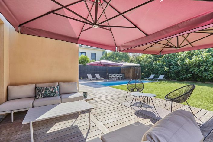 Image No.6-4 Bed House for sale