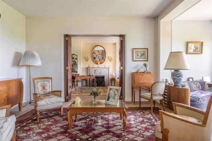 Image No.18-5 Bed House for sale