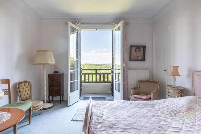 Image No.28-5 Bed House for sale