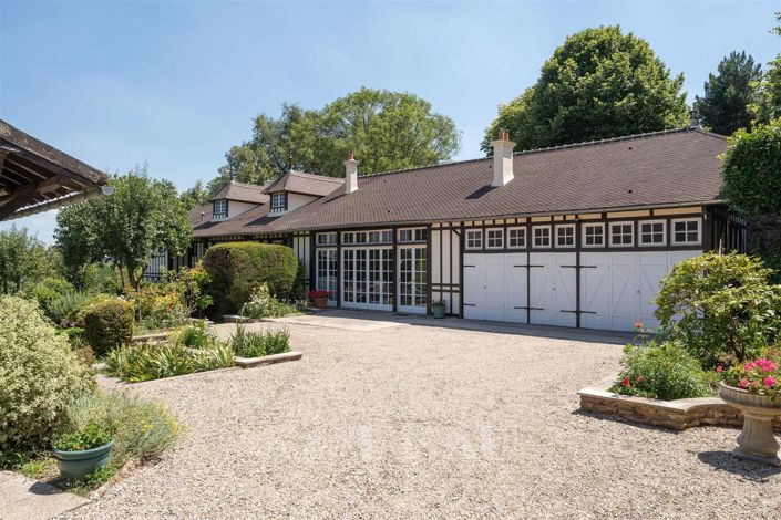 Image No.7-5 Bed House for sale