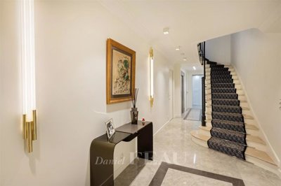 1 - Neuilly-sur-Seine, House