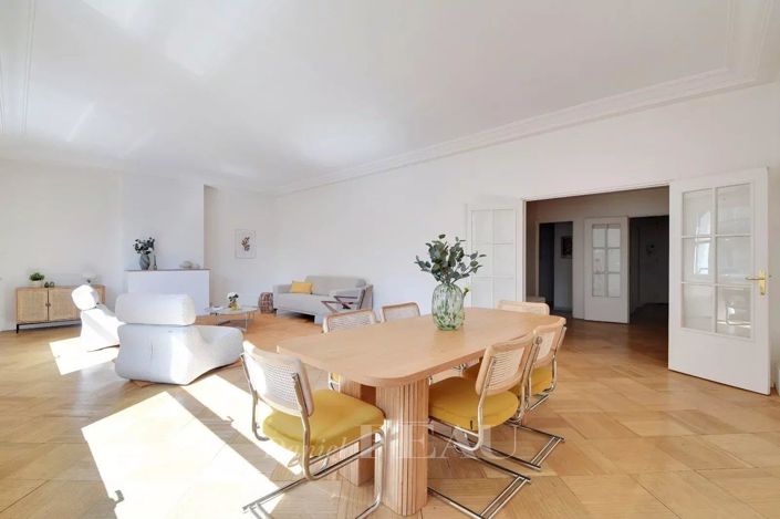 Image No.3-3 Bed Apartment for sale