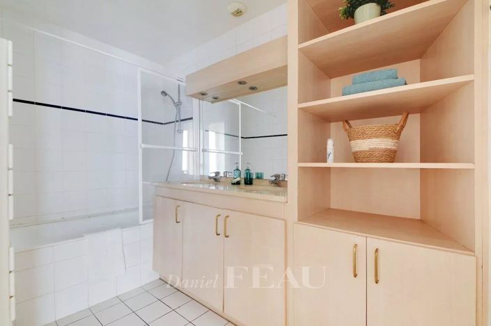 Image No.8-3 Bed Apartment for sale