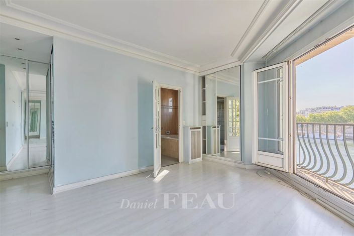 Image No.16-3 Bed Apartment for sale