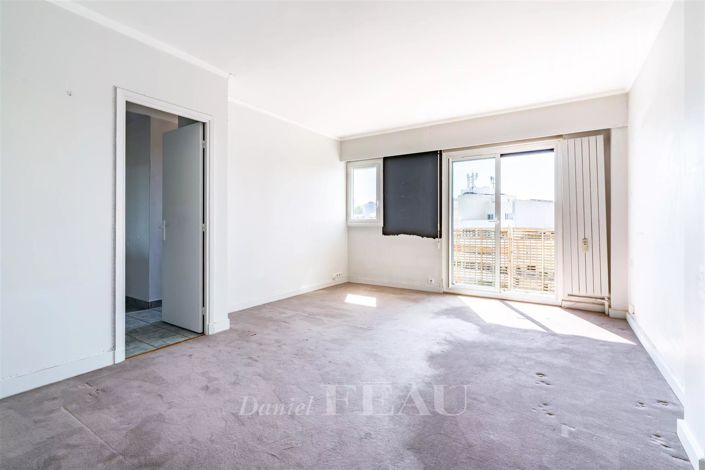 Image No.12-4 Bed Apartment for sale