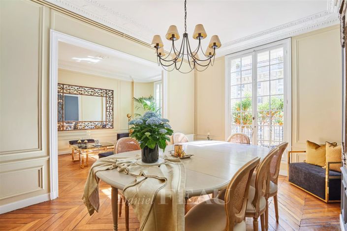 Image No.2-Appartement de 2 chambres à vendre à Paris