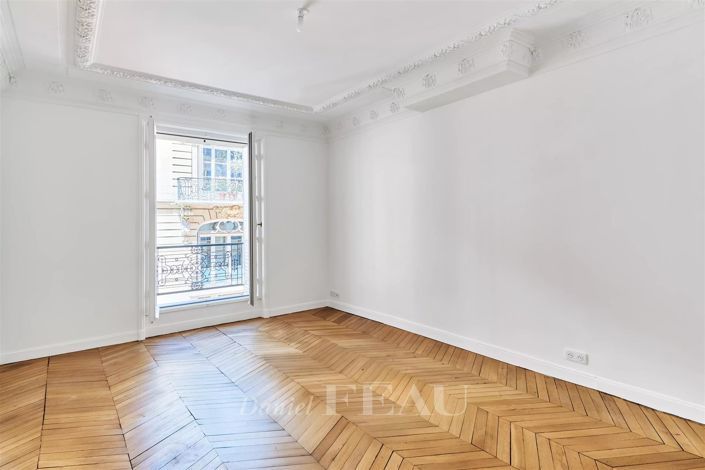 Image No.12-3 Bed Apartment for sale