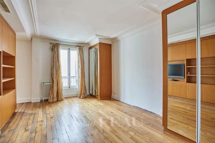 Image No.11-4 Bed Apartment for sale