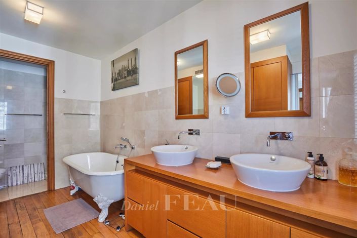 Image No.14-4 Bed Apartment for sale