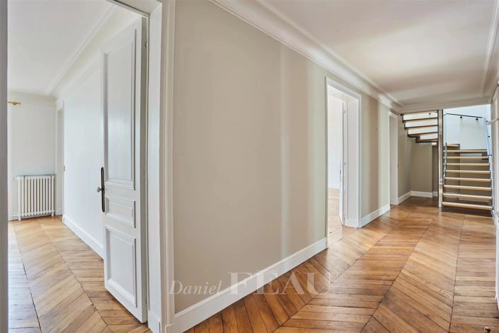 Image No.16-4 Bed Apartment for sale