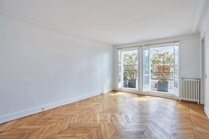 Image No.7-4 Bed Apartment for sale