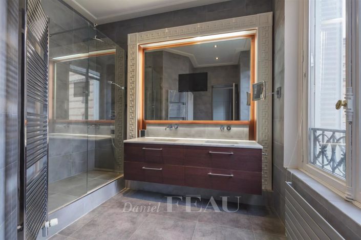 Image No.11-3 Bed Apartment for sale