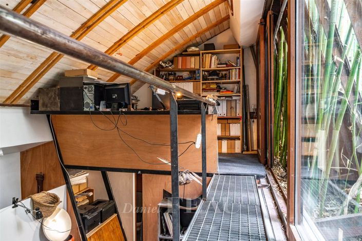 Image No.18-3 Bed House for sale