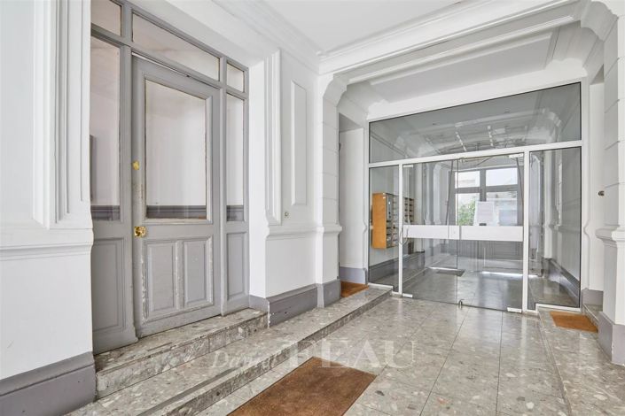 Image No.20-3 Bed Apartment for sale