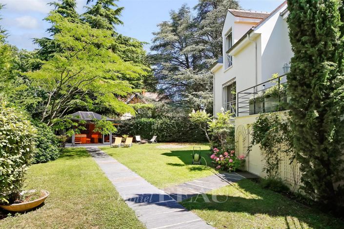 Image No.2-3 Bed House for sale