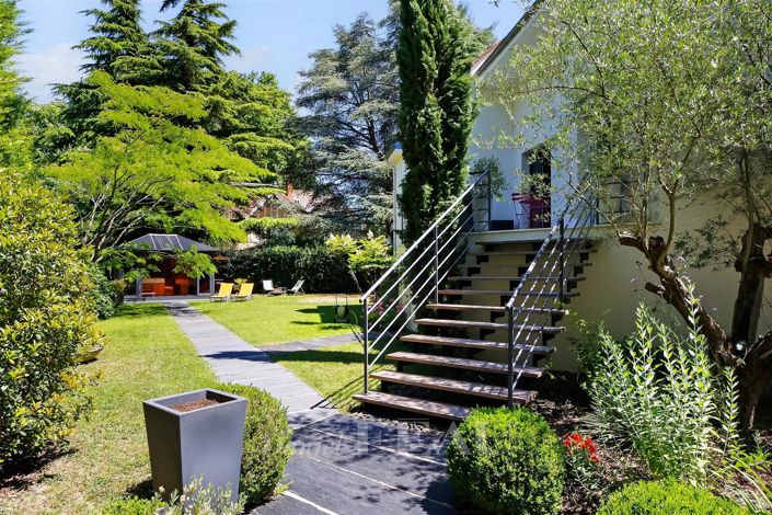 Image No.6-3 Bed House for sale