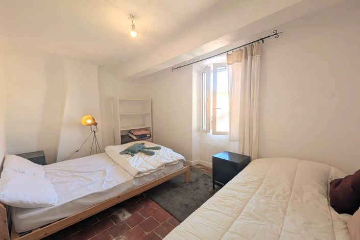 Image No.14-4 Bed House for sale