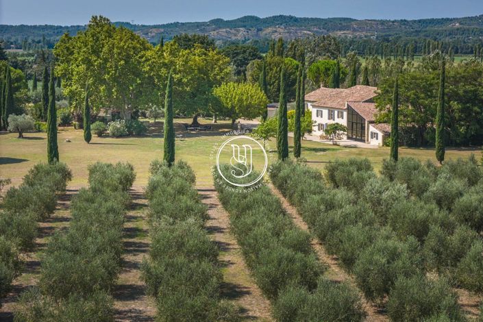 Image No.1-9 Bed House for sale
