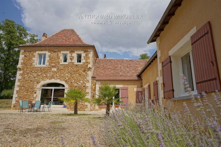 Image No.18-5 Bed House for sale