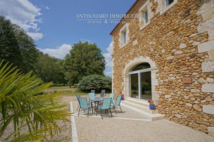 Image No.21-5 Bed House for sale