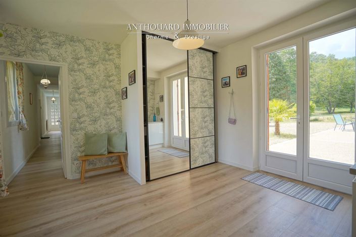 Image No.26-5 Bed House for sale