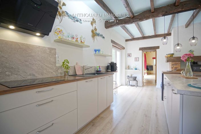 Image No.29-5 Bed House for sale