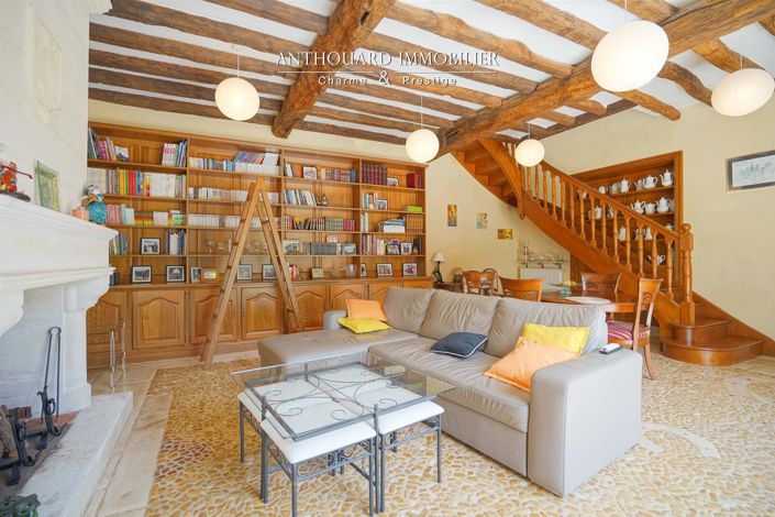 Image No.34-5 Bed House for sale