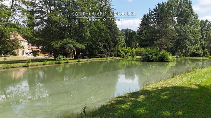 Image No.6-5 Bed House for sale