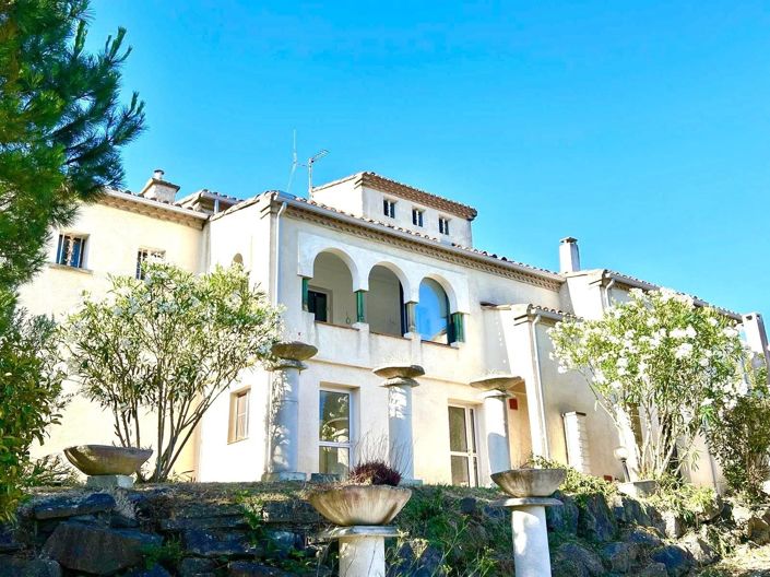 Image No.1-6 Bed House for sale