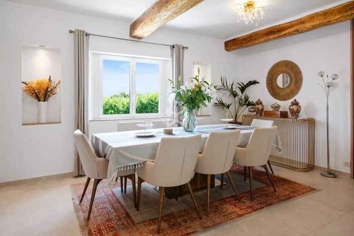 Image No.5-6 Bed House for sale