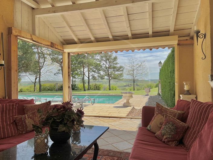 Image No.16-6 Bed House for sale