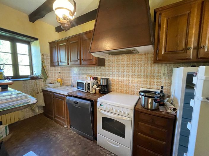 Image No.9-5 Bed House for sale