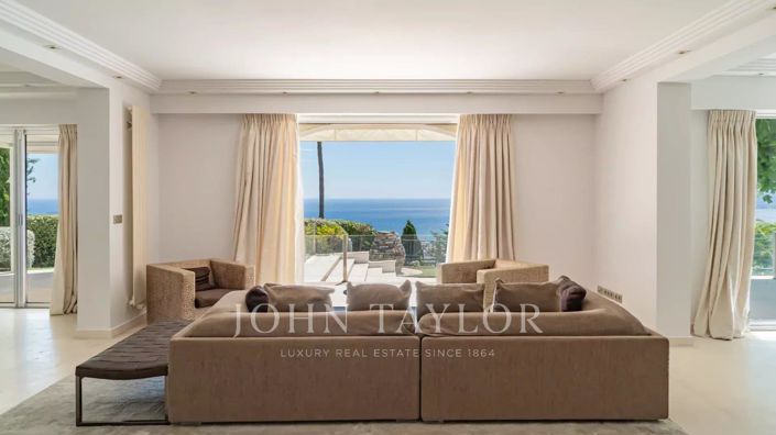 Image No.5-5 Bed House for sale