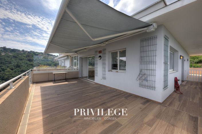 Image No.10-3 Bed Apartment for sale