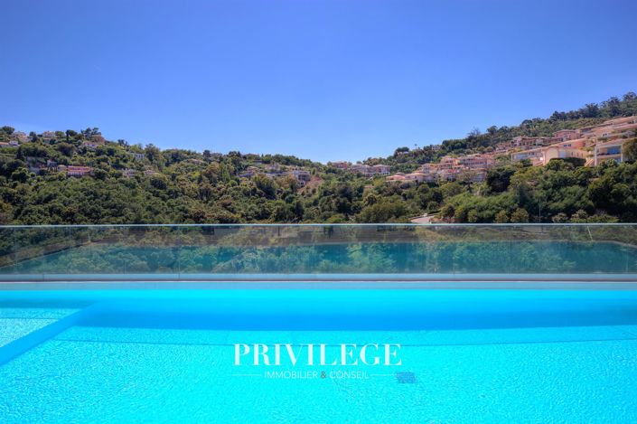 Image No.17-3 Bed Apartment for sale