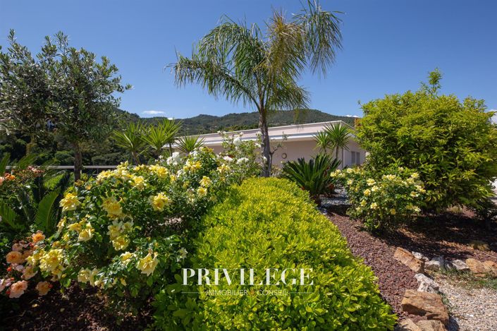 Image No.21-3 Bed Apartment for sale