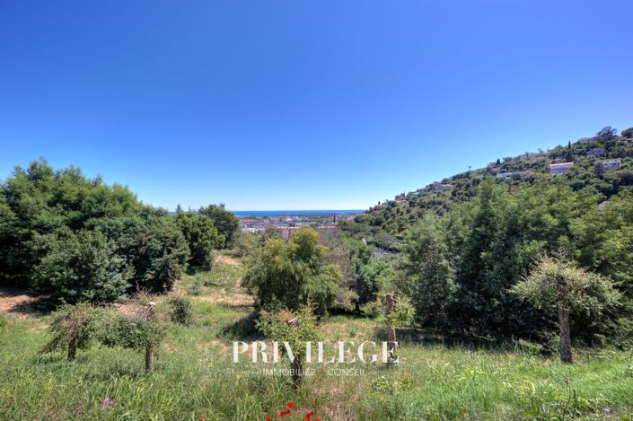 Image No.22-3 Bed Apartment for sale